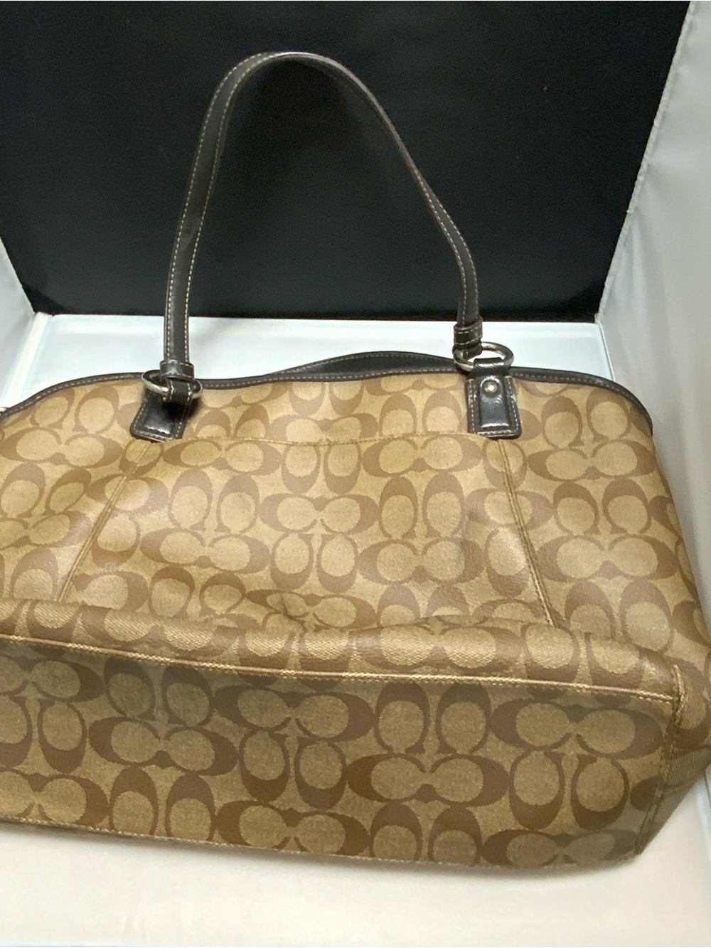 Coach Brown Tan Logo Large Shoulder Bag with Zipper and Brand Tag - Picture 6 of 6